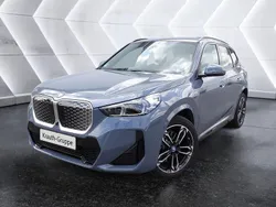 Blau Gebraucht 2025 BMW iX1 M Sport SUV | 57.990 €