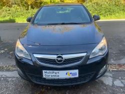 Schwarz Gebraucht 2012 Opel Astra Design Edition Limousine | 3.850 € (Guter Preis)