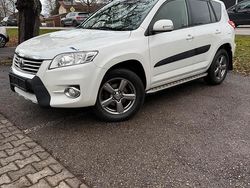Weiß Gebraucht 2013 Toyota RAV4 SUV | 6.999 € (Fairer Preis)