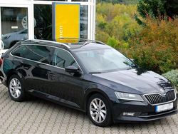 Schwarz Gebraucht 2016 Skoda Superb Style Kombi | 8.490 €