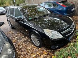 Schwarz Gebraucht 2007 Opel Signum Kleinwagen | 1.800 € (Fairer Preis)