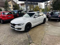 Weiß Gebraucht 2014 BMW 316 Comfort Edition Limousine | 7.990 € (Superpreis)