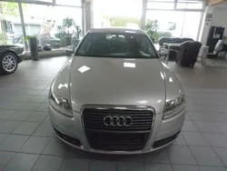 Silber Gebraucht 2004 Audi A6 Limousine | 5.999 €