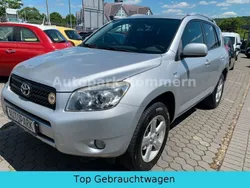 Silber Gebraucht 2007 Toyota RAV4 Sol SUV | 6.999 € (Etwas zu teuer)