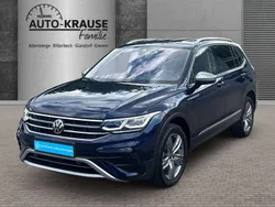 Atlantic blue Gebraucht 2024 VW Tiguan Allspace Elegance SUV | 42.875 € (Fairer Preis)
