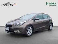 (d5u) sandbeige met. Gebraucht 2012 Kia Ceed Limousine | 7.890 € (Fairer Preis)
