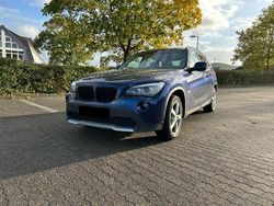 Blau Gebraucht 2011 BMW X1 SUV | 8.300 € (Fairer Preis)
