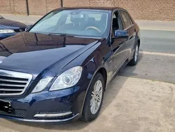 Blau Gebraucht 2011 Mercedes E350 Limousine | 10.000 € (Fairer Preis)