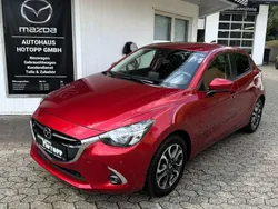 Magmarot metallic Gebraucht 2019 Mazda 2 Sports-Line Kleinwagen | 16.995 € (Fairer Preis)