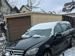 Schwarz Gebraucht 2009 Mercedes C220 Edition Kombi | 3.950 € (Fairer Preis)