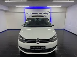Weiß Gebraucht 2016 VW Sharan Highline Van / Kleinbus | 13.499 € (Fairer Preis)