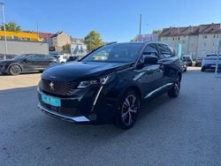 Perla nera schwarz metallic (metallic) Gebraucht 2023 Peugeot 5008 GT Van / Kleinbus | 26.990 € (Fairer Preis)