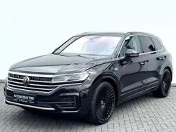 Unbekannt (metallic) Gebraucht 2024 VW Touareg R-line SUV | 58.990 € (Guter Preis)