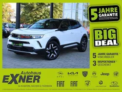 Jade weiß / dach diamant schwarz Gebraucht 2022 Opel Mokka-e Elegance SUV | 17.400 € (Guter Preis)