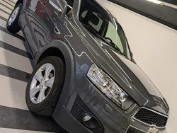 Grau Gebraucht 2011 Chevrolet Captiva SUV | 7.399 € (Superpreis)