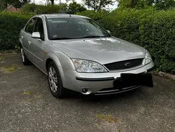 Silber Gebraucht 2004 Ford Mondeo Limousine | 3.200 € (Teuer)