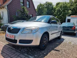 Silber Gebraucht 2010 Skoda Fabia Cool Edition Kombi | 1.300 € (Guter Preis)