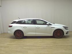 Weiss Gebraucht 2021 Renault Mégane IV Business Limousine | 11.680 € (Guter Preis)