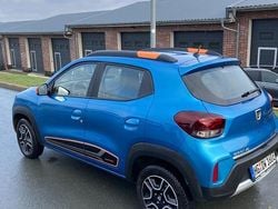 Blau Gebraucht 2022 Dacia Spring Comfort Plus Kleinwagen | 9.500 € (Fairer Preis)