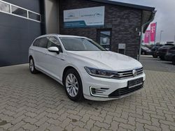 Weiß Gebraucht 2016 VW Passat GTE Kombi | 15.980 € (Fairer Preis)