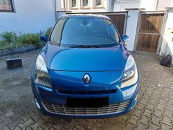 Blau Gebraucht 2009 Renault Grand Scénic III Van / Kleinbus | 4.900 € (Teuer)