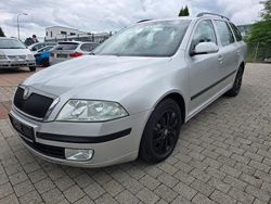Silber Gebraucht 2006 Skoda Octavia Ambiente Kombi | 3.499 € (Teuer)