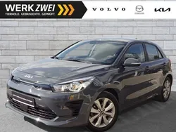 Grau Gebraucht 2022 Kia Rio Vision Limousine | 13.490 € (Fairer Preis)