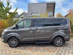 Grau Gebraucht 2021 Ford Tourneo Titanium X Van / Kleinbus | 36.800 € (Fairer Preis)