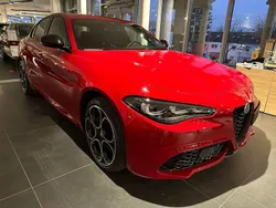 Rosso alfa uni Gebraucht 2023 Alfa Romeo Giulia Competizione Limousine | 39.490 € (Fairer Preis)