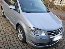 Silber Gebraucht 2008 VW Touran Trendline Van / Kleinbus | 3.599 € (Guter Preis)