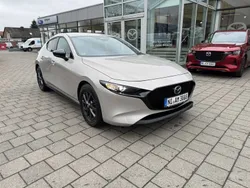 Platinum quartz metallic Gebraucht 2024 Mazda 3 Homura-Line Limousine | 24.900 € (Superpreis)