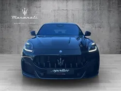 Schwarz (schwarz (nero tempesta )) Neu 2025 Maserati Grecale SUV | 129.431 € (Fairer Preis)