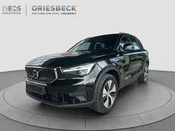 Black solid (stone) / solid Gebraucht 2022 Volvo XC40 Core SUV | 31.420 € (Guter Preis)
