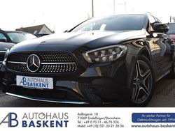 Schwarz Gebraucht 2022 Mercedes E220 AMG line Limousine | 39.490 € (Fairer Preis)