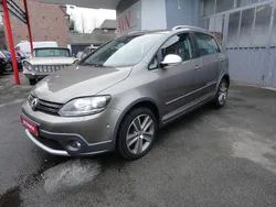 Grün Gebraucht 2011 VW Golf Plus Cross Van / Kleinbus | 11.499 € (Teuer)