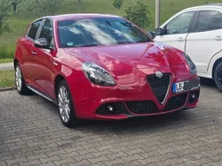 Rot Gebraucht 2021 Alfa Romeo Giulietta Sprint Kleinwagen | 15.900 € (Fairer Preis)