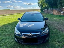 Schwarz Gebraucht 2011 Opel Astra Edition Limousine | 3.500 € (Guter Preis)