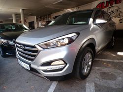 Silber Gebraucht 2016 Hyundai Tucson Intro Edition SUV | 13.590 € (Guter Preis)
