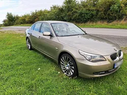 Gold Gebraucht 2009 BMW 540 Limousine | 18.500 €