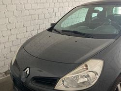 Gebraucht 2007 Renault Clio II Authentique Limousine | 2.500 € (Fairer Preis)