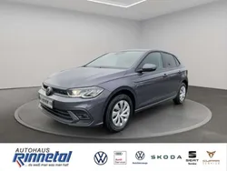 Rauchgrau metallic Neu 2024 VW Polo Life Limousine | 26.556 € (Etwas zu teuer)