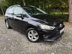 Schwarz Gebraucht 2016 VW Golf Sportsvan Highline Van / Kleinbus | 12.999 € (Fairer Preis)