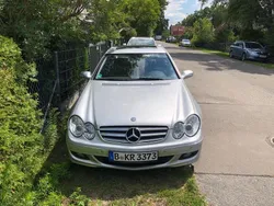 Silber Gebraucht 2009 Mercedes CLK200 Elegance Coupé | 8.400 € (Fairer Preis)