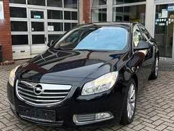 Schwarz Gebraucht 2012 Opel Insignia Limousine | 5.300 € (Fairer Preis)