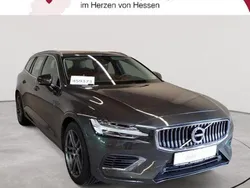 Pine grey metallic Gebraucht 2020 Volvo V60 Inscription Kombi | 25.890 € (Guter Preis)