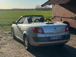 Silber Gebraucht 2007 Renault Mégane Cabriolet Cabrio | 2.000 € (Fairer Preis)