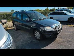 Blau Gebraucht 2012 Dacia Logan MCV Lauréate Kombi | 2.975 € (Fairer Preis)
