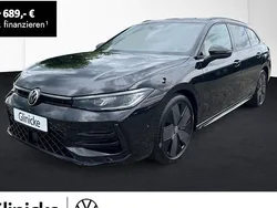 Schwarz Neu 2025 VW Passat R-line Kombi | 61.295 €