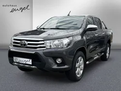 Marlingrau metallic Gebraucht 2019 Toyota HiLux Comfort Abholung | 35.799 € (Etwas zu teuer)