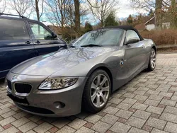 Beige Gebraucht 2003 BMW Z4 Cabrio | 10.300 € (Fairer Preis)